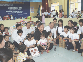 Bác Hai Nghĩa - Nhà lãnh đạo tận tâm và bình dị